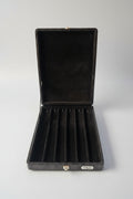 Crocodile Magnet Stock Box Chain