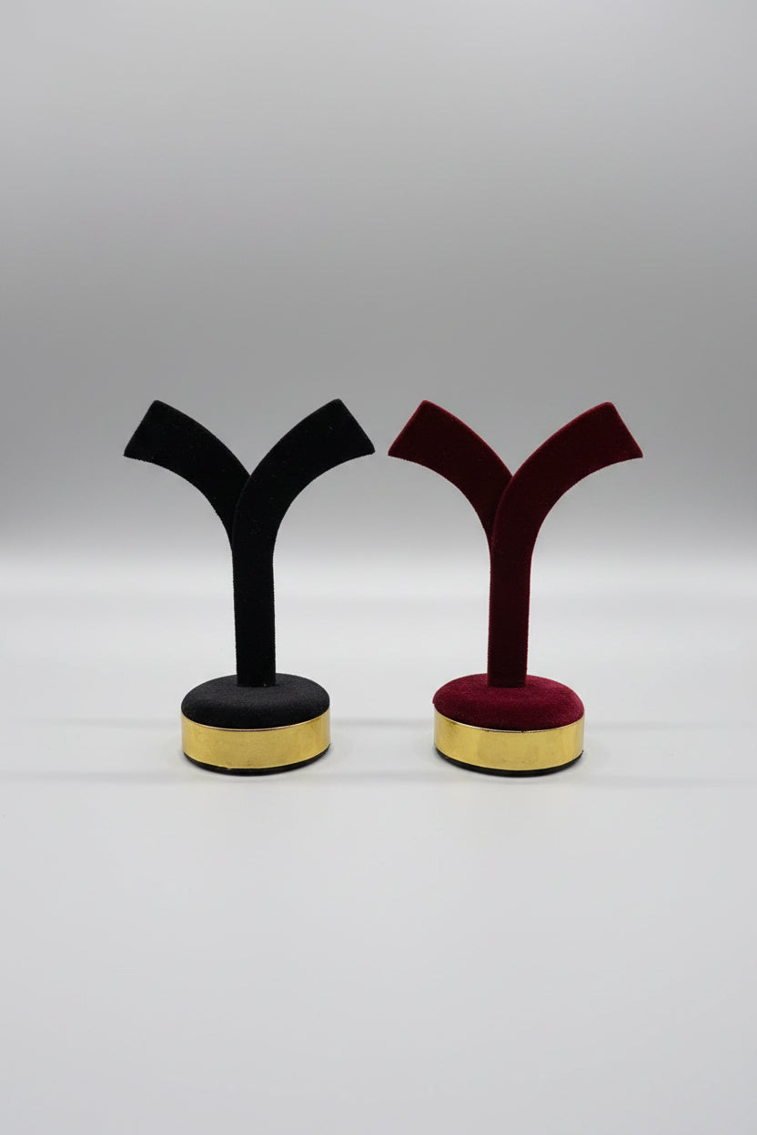 Earring stand suede