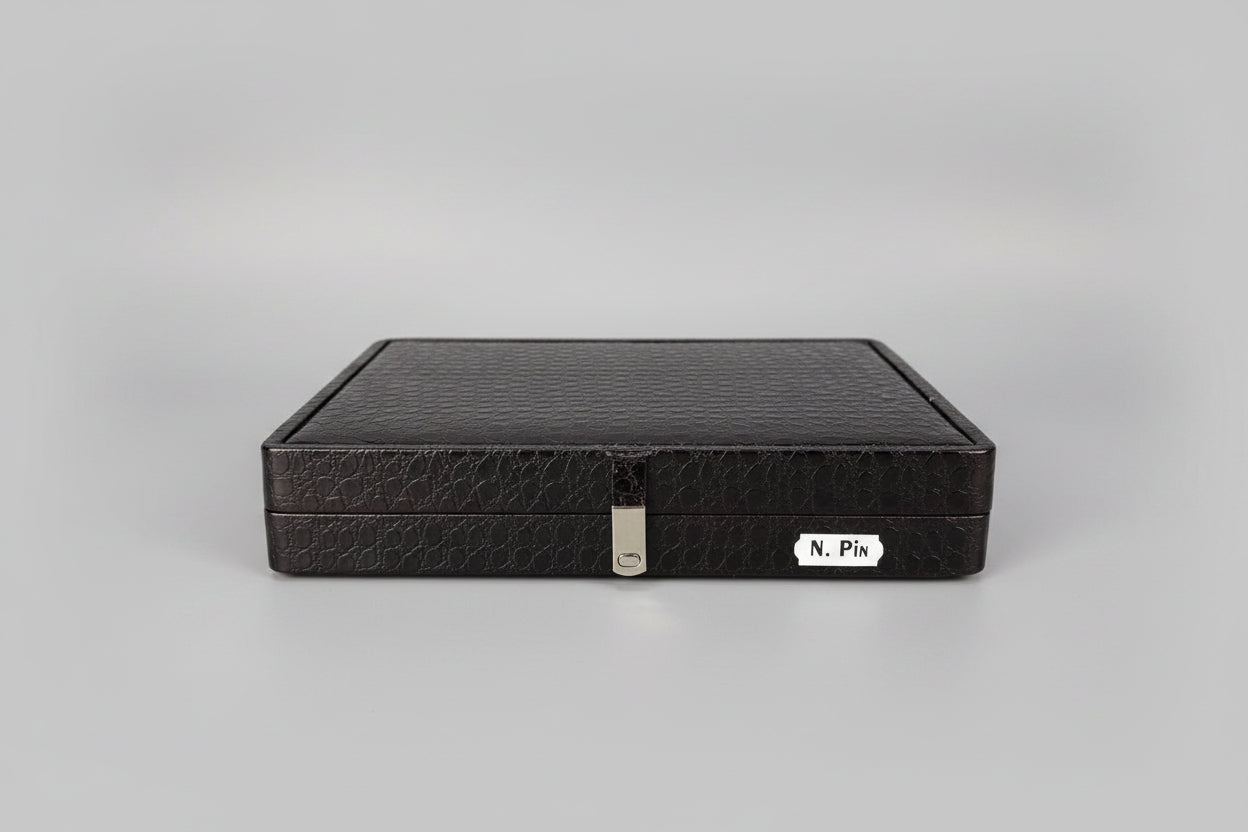 Crocodile Magnet Stock Box Nosepin