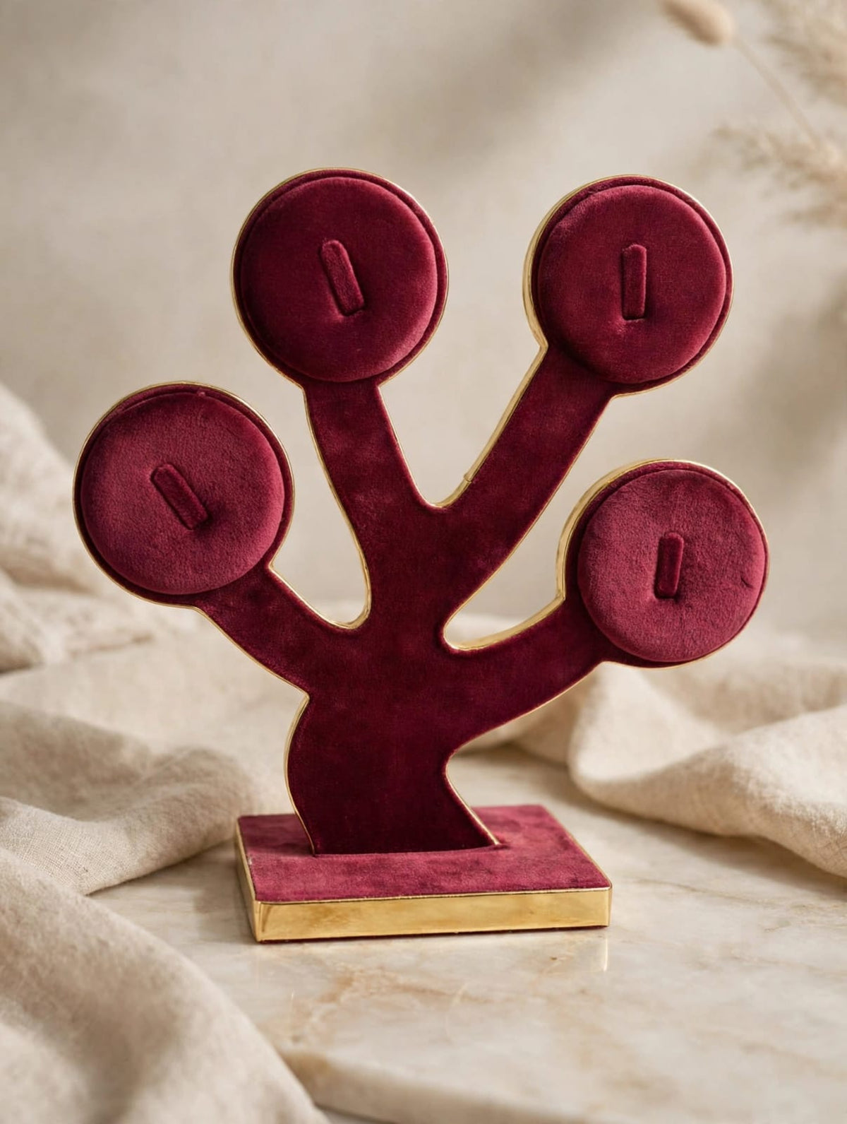 Maroon Tree Shape Ring Stand