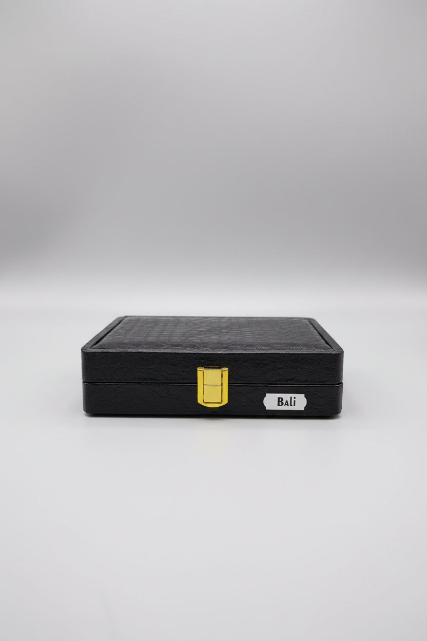 Small Crocodile Stock box Bali